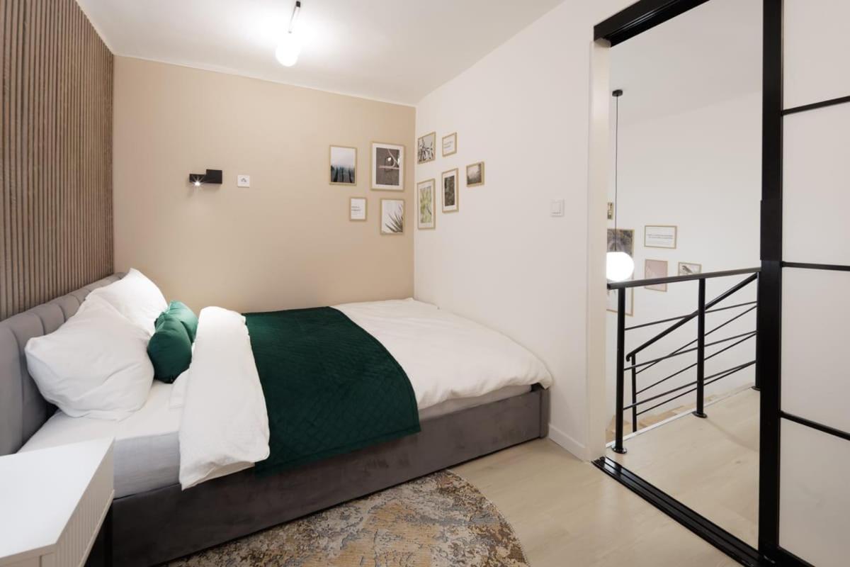 The Urban Chill Spot Harsfa Street Apartment Budapest Ngoại thất bức ảnh
